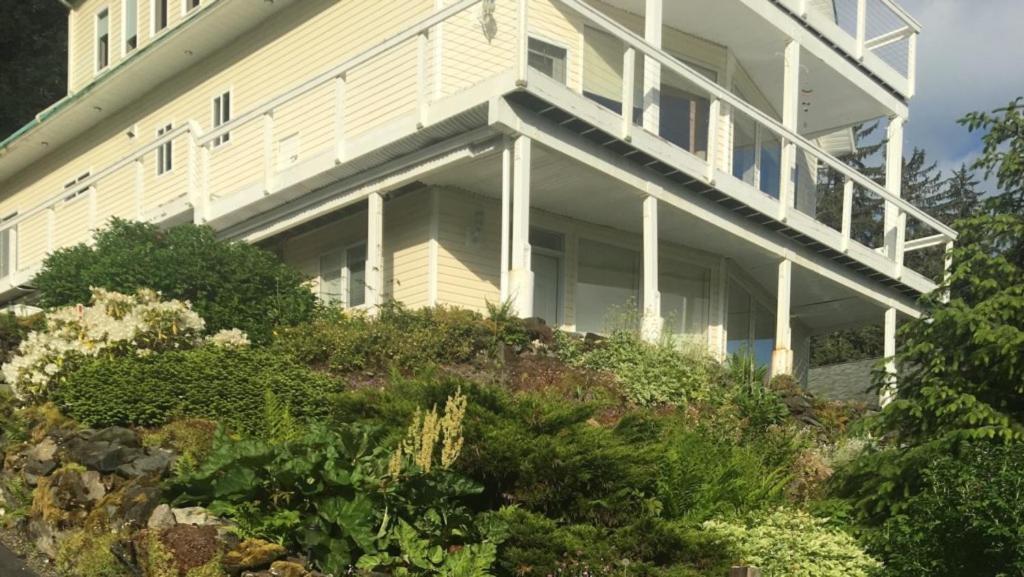 Kelli Creek Cottage - Reduced Price On Tours Juneau Extérieur photo