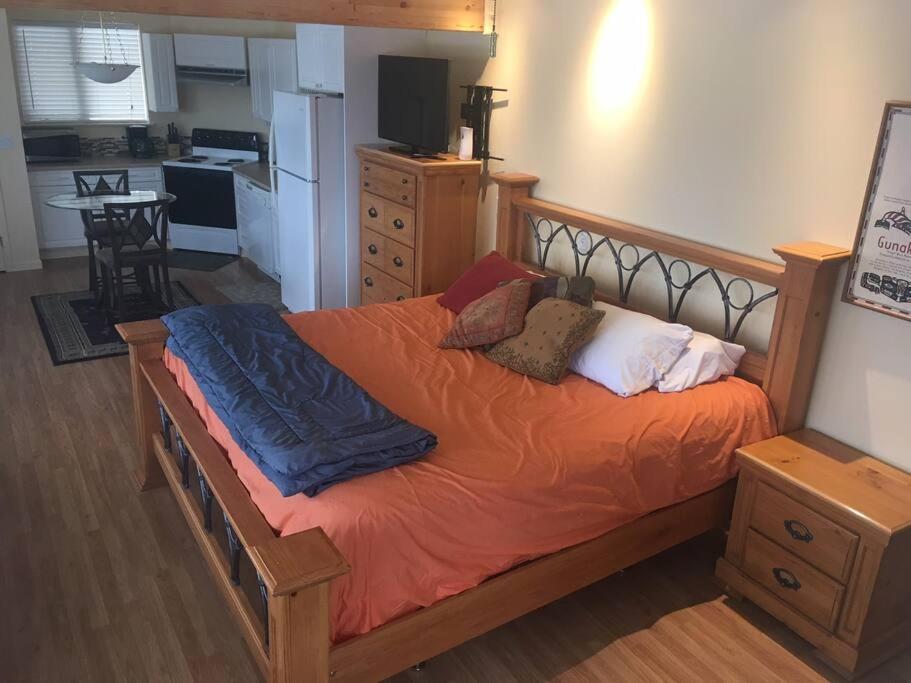 Kelli Creek Cottage - Reduced Price On Tours Juneau Chambre photo