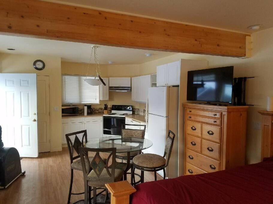 Kelli Creek Cottage - Reduced Price On Tours Juneau Chambre photo